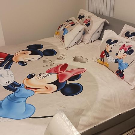 Trio Maria Apartment Otopeni Ngoại thất bức ảnh
