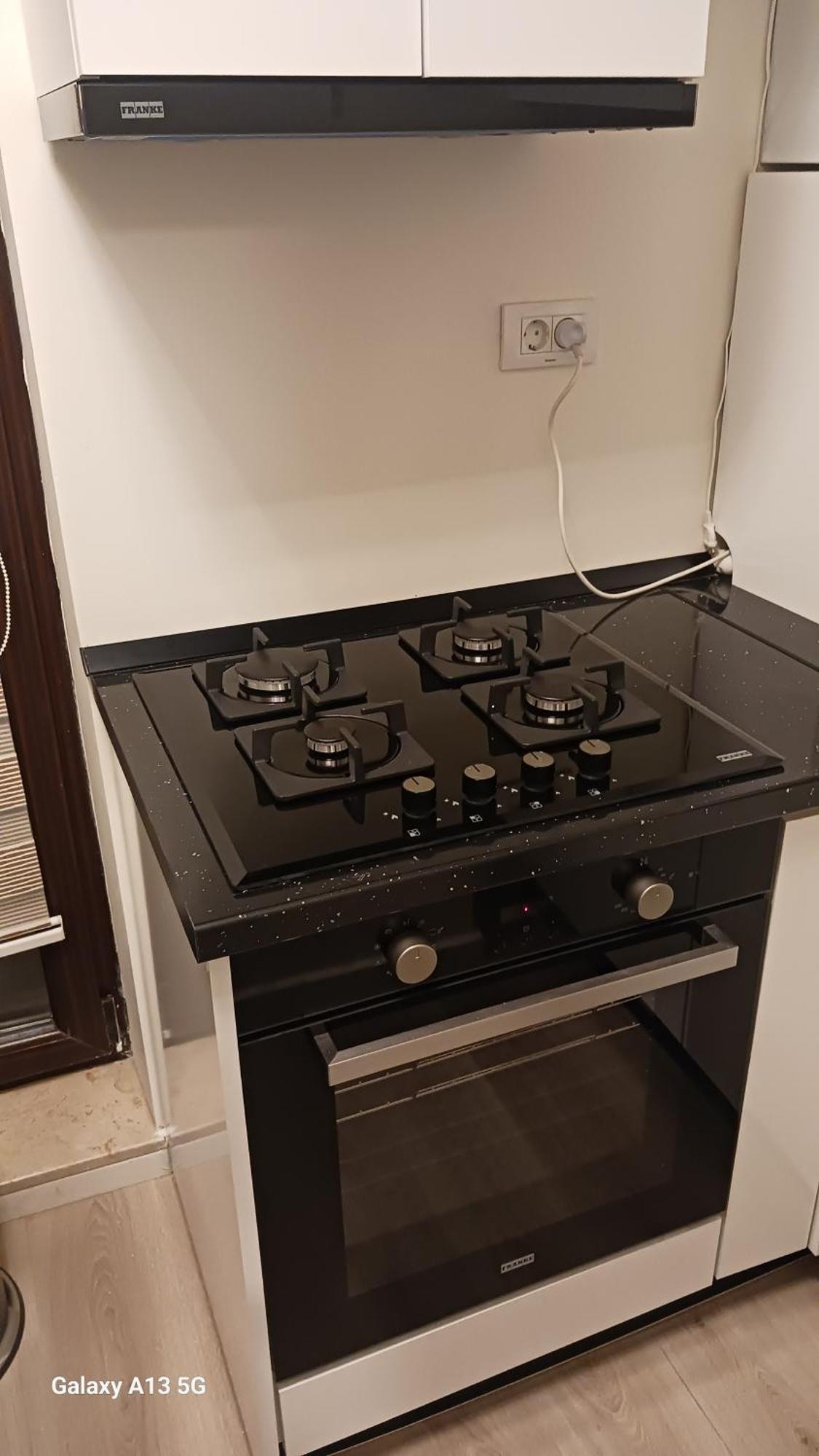 Trio Maria Apartment Otopeni Ngoại thất bức ảnh
